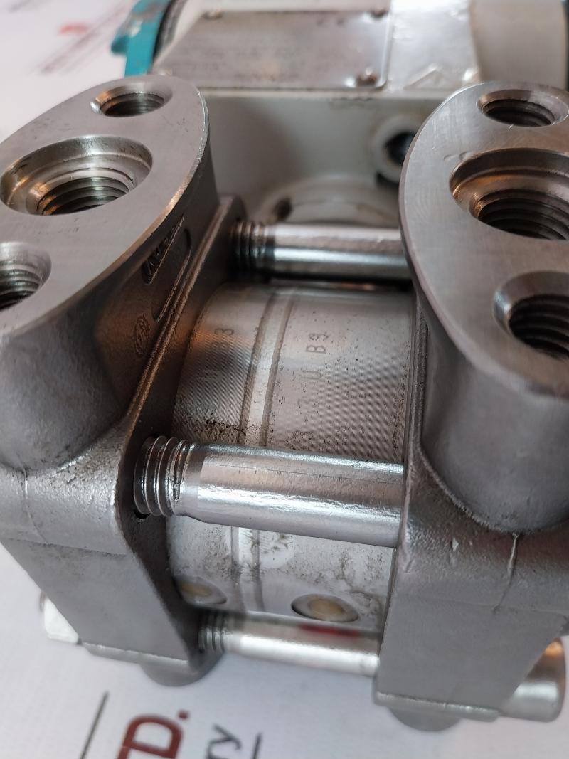 Siemens Sitrans P 7Mf4433-1Da02-2Ab1 Transducer For Differential Pressure 4-20Ma