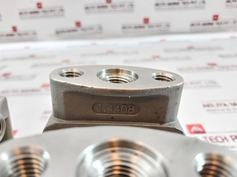 Siemens Sitrans P 7Mf4433-1Fa02-2Ac7-z Ds Iii Differential Pressure Transmitter