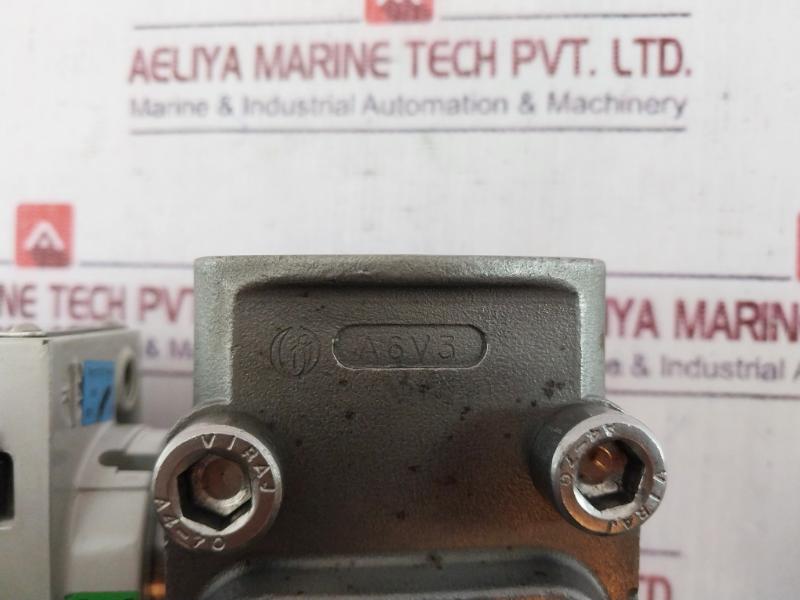 Siemens Sitrans P 7Mf4433-1Fa02-2Ac7-z Ds Iii Differential Pressure Transmitter