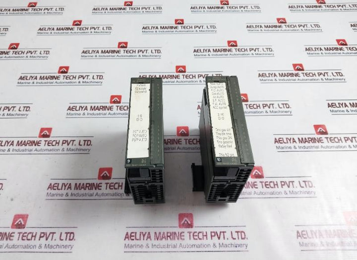 Siemens SM-322 6ES7 322-1BH01-0AA0 Digital Output Module