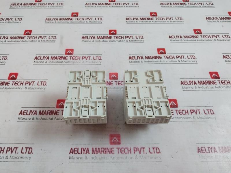 Siemens Txm1.6R Relay Output Module Rev: Da 24V-250V