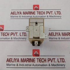 Siemens V23009-a0007-a052 Relay 24V