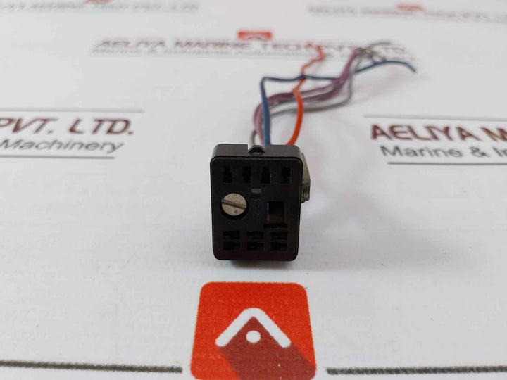 Siemens V23154-m0721-b104 Relay Bcj0