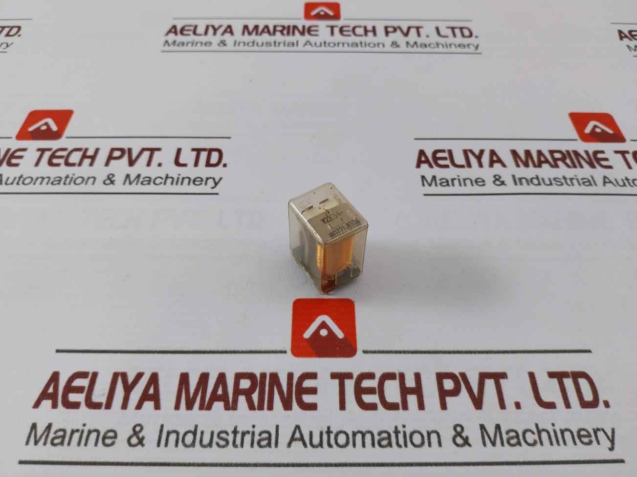 Siemens V23154-m0721-b104 Relay Bcj0