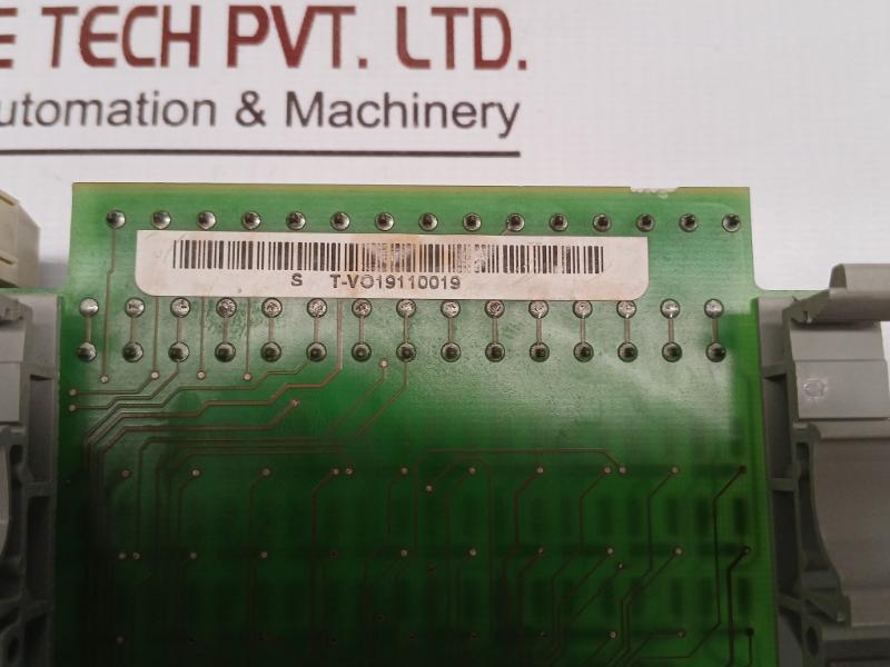 Siemens 1P 6Se7033-2Tg60-z Simovert Vc Dc Inverter 0-500Hz Iec/En 60269