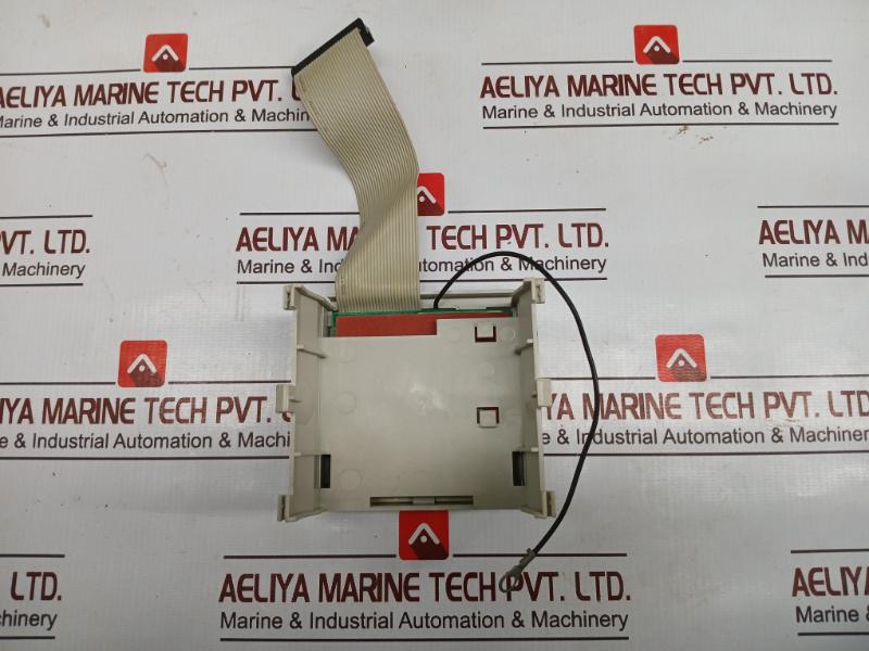 Siemens 1P 6Se7033-2Tg60-z Simovert Vc Dc Inverter 0-500Hz Iec/En 60269