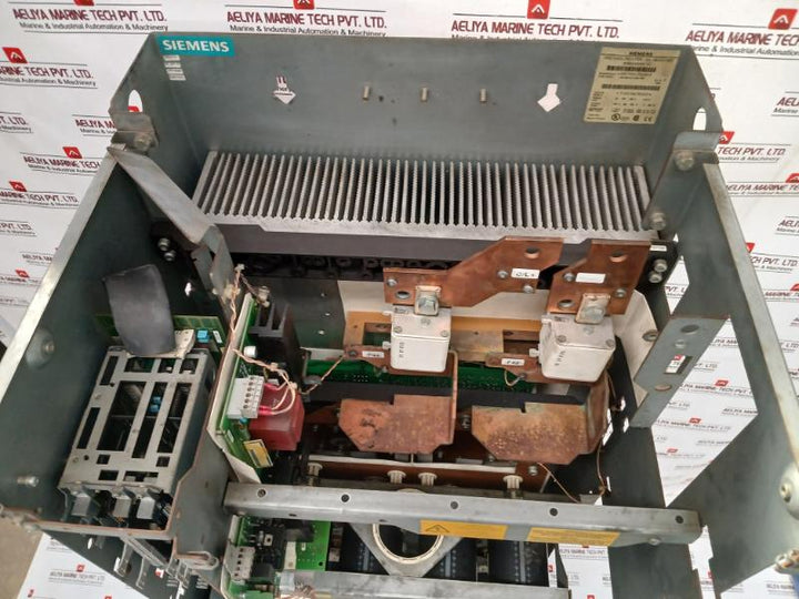 Siemens 1P 6Se7033-2Tg60-z Simovert Vc Dc Inverter 0-500Hz Iec/En 60269