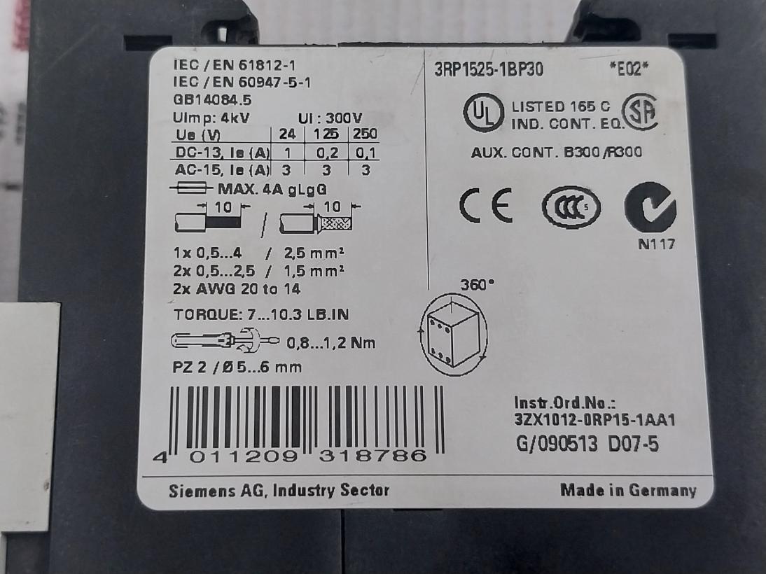 Siemens 3Rp1525-1Bp30 Time Relay 300V