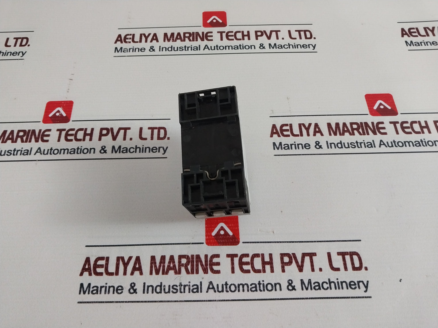 Siemens 3Rv1011-1Ja10 Motor Protection Circuit Breaker 130A 50/60Hz