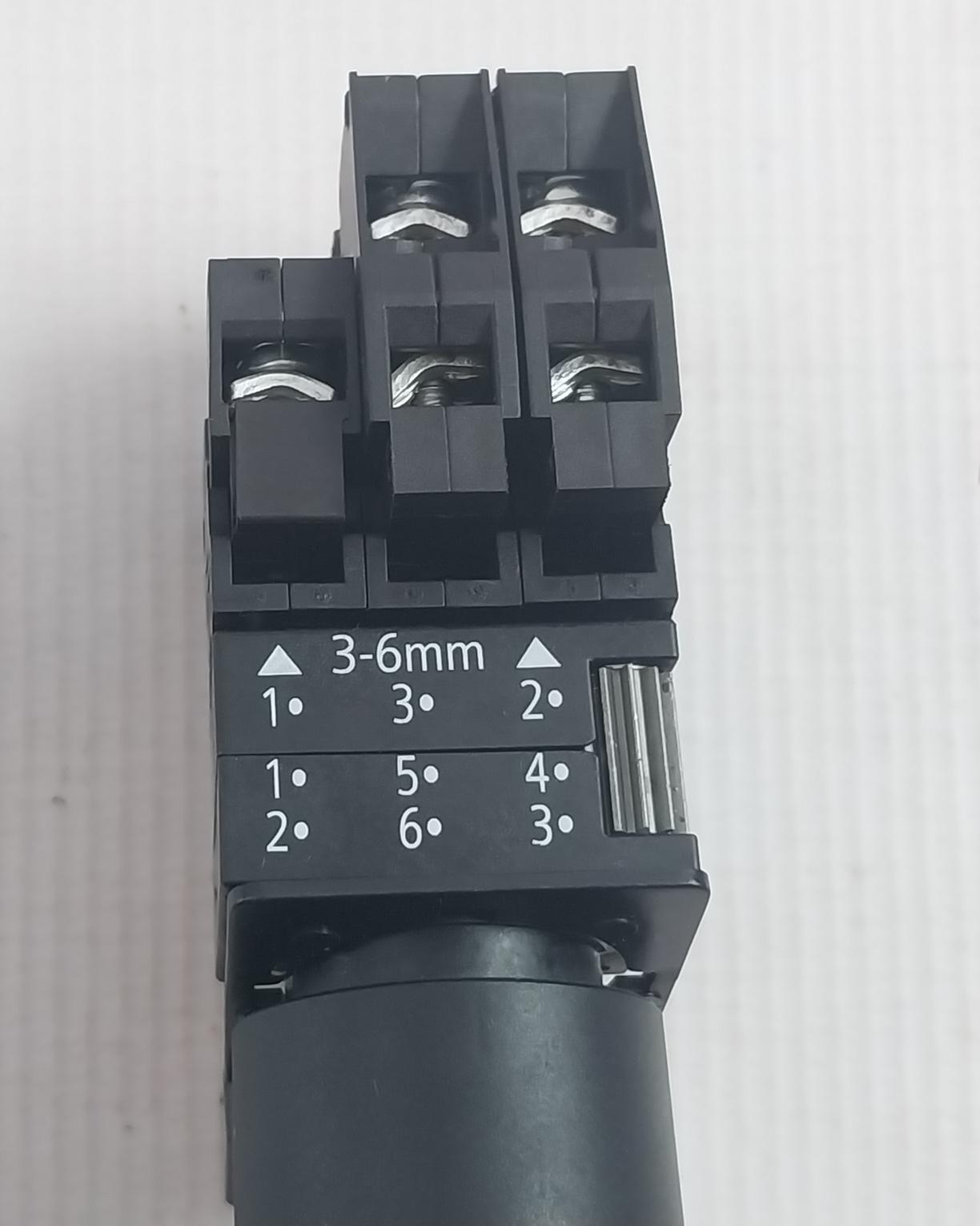 Siemens 3Sb3400-0D Contact Block.