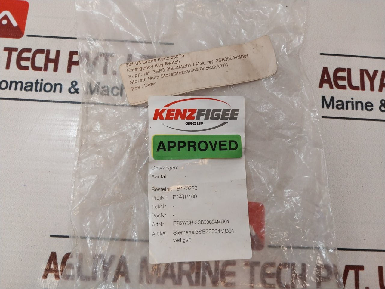 Siemens 3Sb3 000-4Md01 Emergency Key Switch E7Swch-3Sb30004Md01