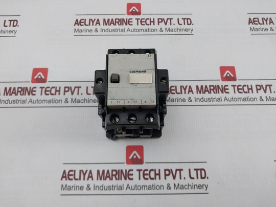 Siemens 3Tb44 17-0A Motor Starter Contactor
