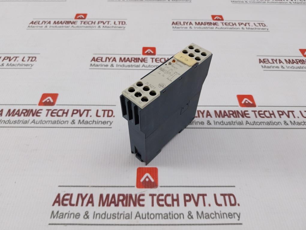 Siemens 3Un2100-0An7 Ptc/Motor Protection Relay 220-240Vac