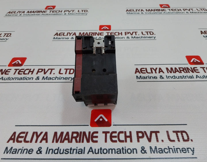 Siemens 3vu1300-1ml00 Circuit Breaker