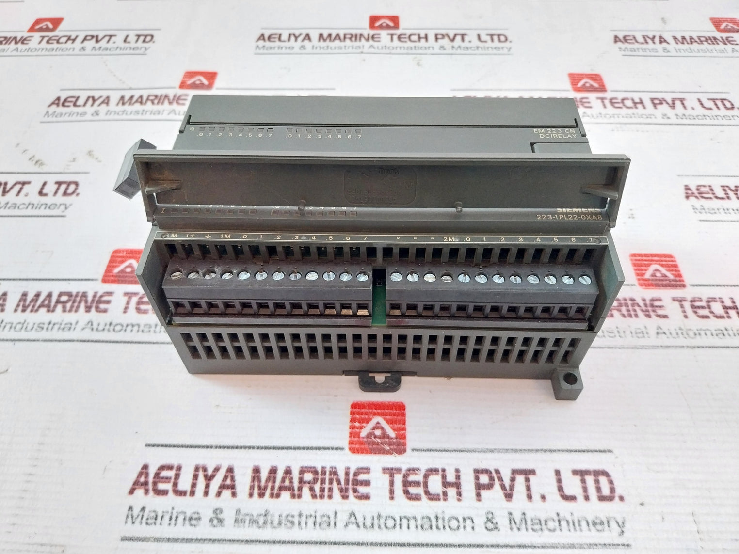 Siemens 6ES7 223-1PL22-0XA8 Digital I/O Module 30 VDC/250 VAC