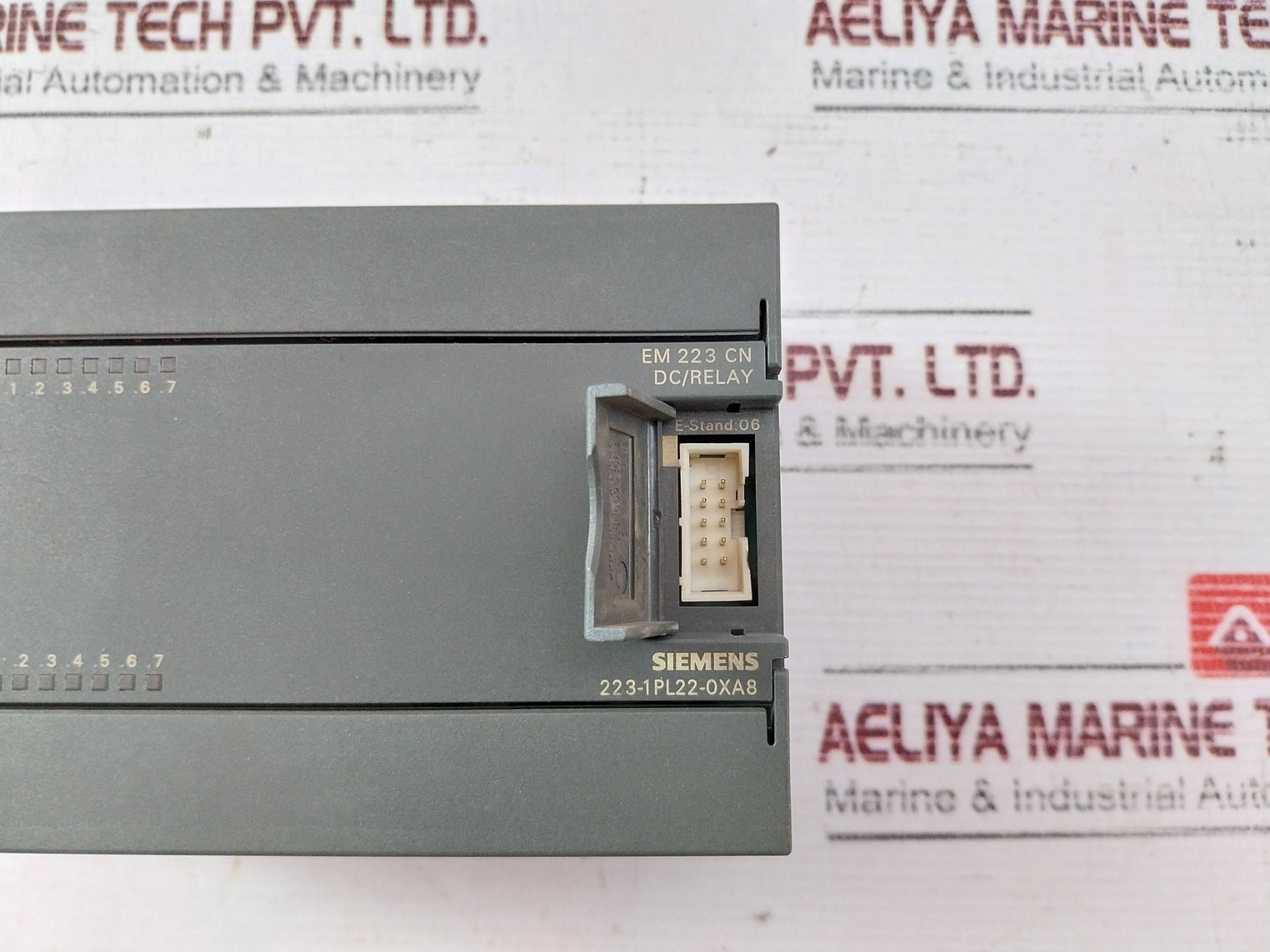Siemens 6ES7 223-1PL22-0XA8 Digital I/O Module 30 VDC/250 VAC