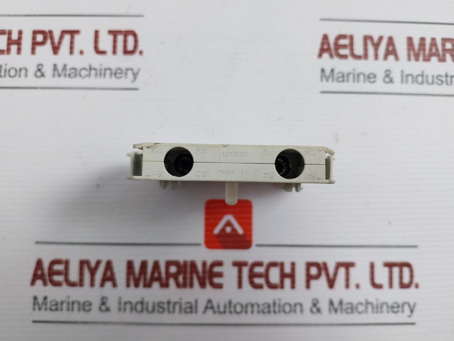 Auxiliary Contact Block Part No: 3Rh1921-1Da11 By Siemens 10A 240V