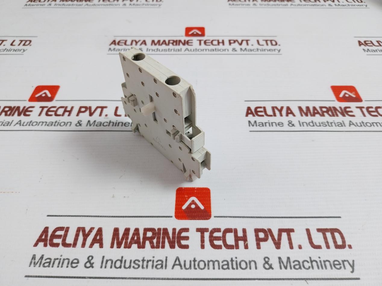 Auxiliary Contact Block Part No: 3Rh1921-1Da11 By Siemens 10A 240V