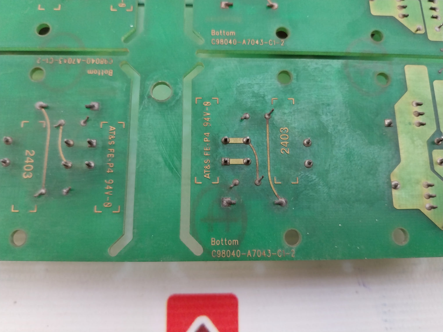 Siemens C98040-A7043-C1-2 Amplifier Circuit Board 94V