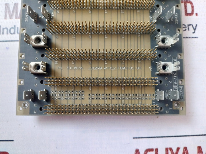 Siemens J31070-A4452-F009-B1-85 Backplane Board