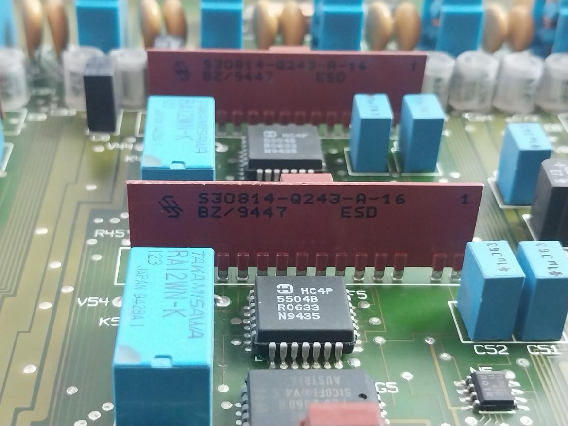 Siemens S30817-q627-a308-d1 Printed Circuit Board