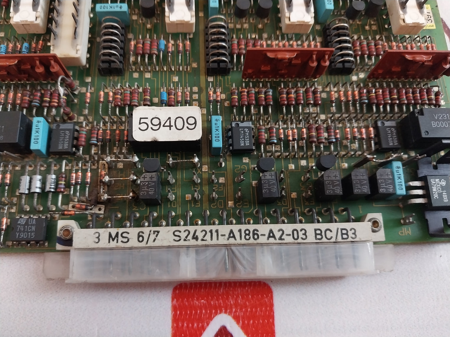 Siemens W24211-a186-a2-4 Printed Circuit Board