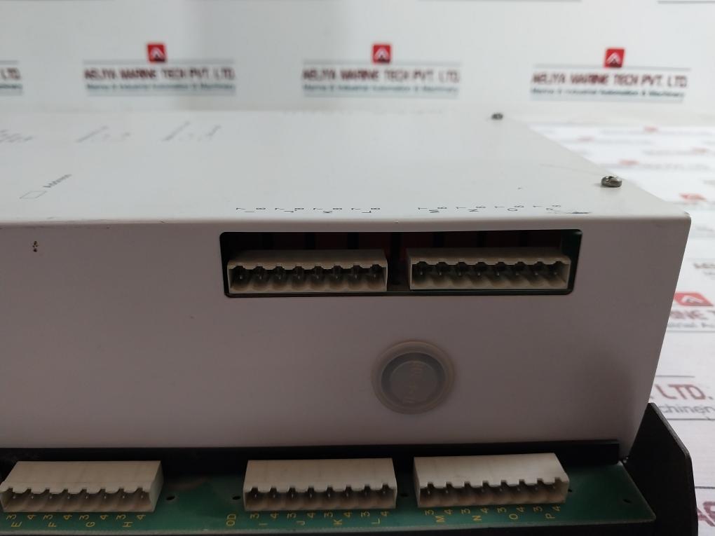 Siemens /landis & Staefa Nruf/a Compact Controller 24v Ac 50/60hz