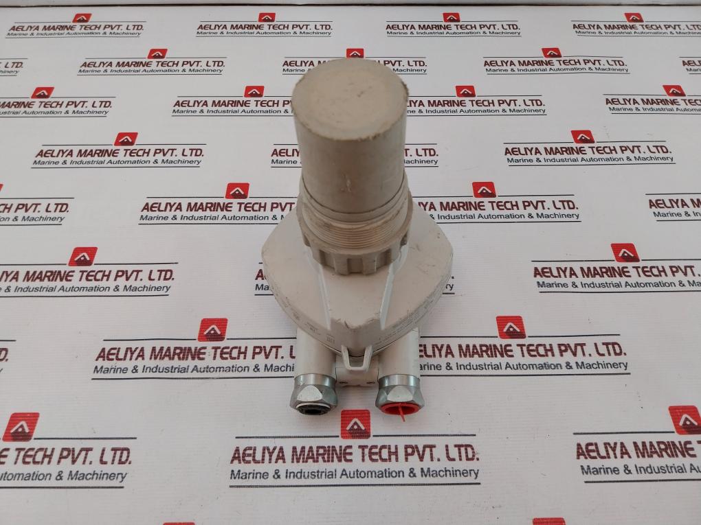 SIEMENS Ultrasonic Level Transmitter 7ML52212BA11