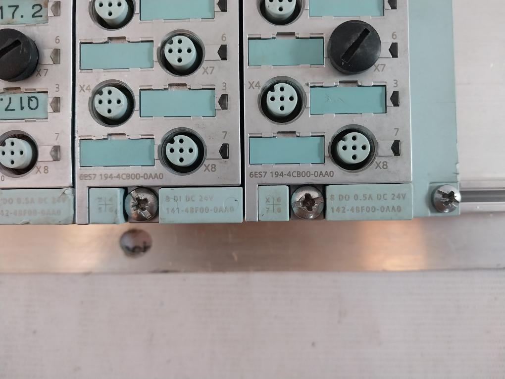 Siemens Simatic 6Es7 194-4An00-0Aa0 Connection Module 500Mm 8 Di Dc 24V, V2.5.4