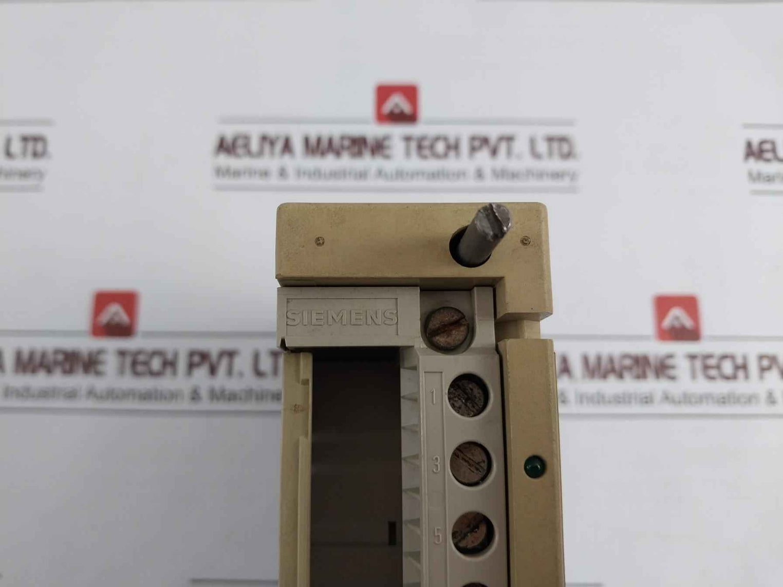 Siemens Simatic S5 6Es5 458-7Lb11 Relay Output Module 240V Ac 30V Dc