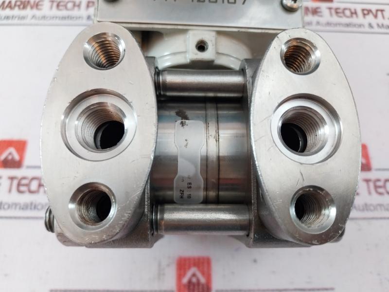 Siemens Sitrans P 7Mf4433-1Ea02-2Ac1-z Transmitter For Differential Pressure