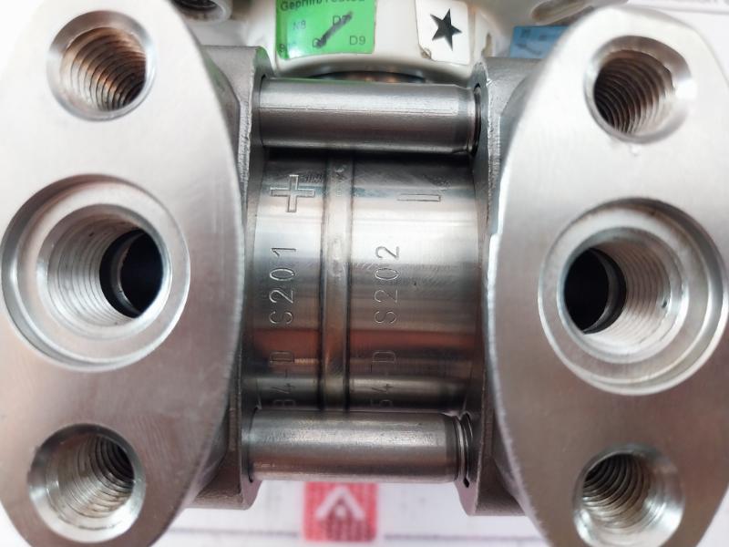 Siemens Sitrans P 7Mf4433-1Ea02-2Ac1-z Transmitter For Differential Pressure