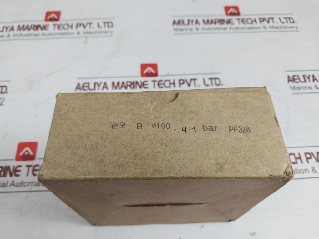 Sigmatech 1 To 4 Bar Liquid Filled Compound Gauge Mm-09-1-7