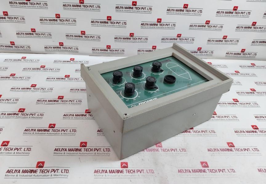 Simrad 125-010522.1 Ic Controller 110-220Vac 50/60Hz Steering Standard 1.1M