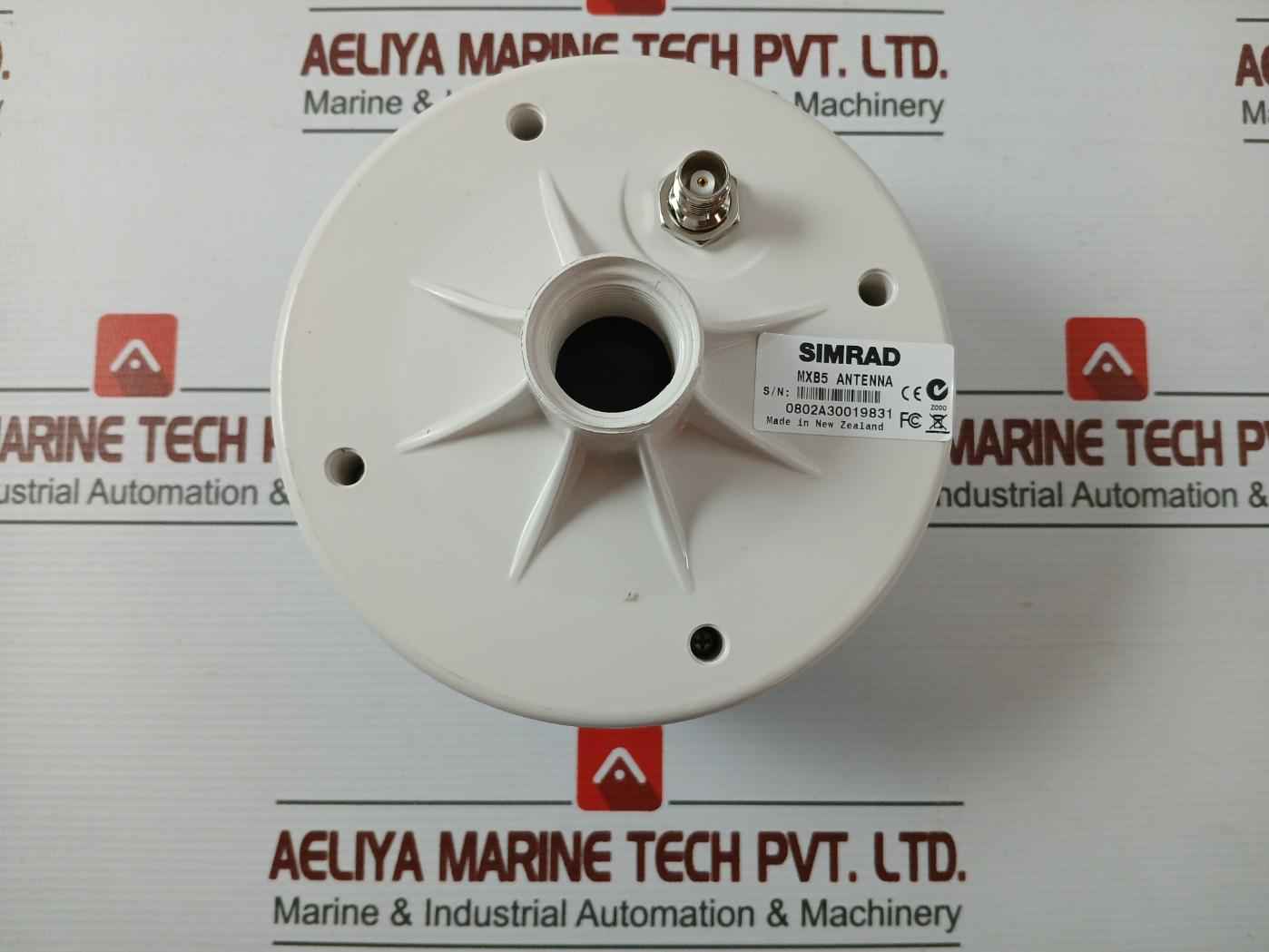 Simrad Mxb5 Gps Antenna 721755