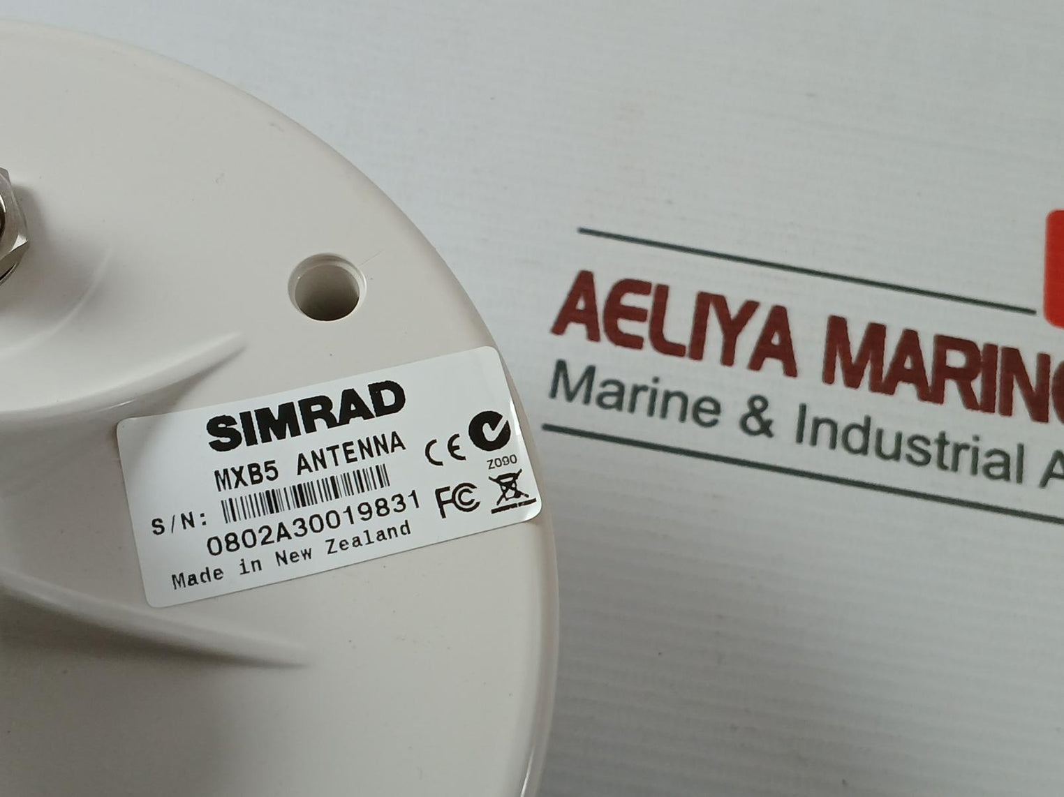 Simrad Mxb5 Gps Antenna 721755
