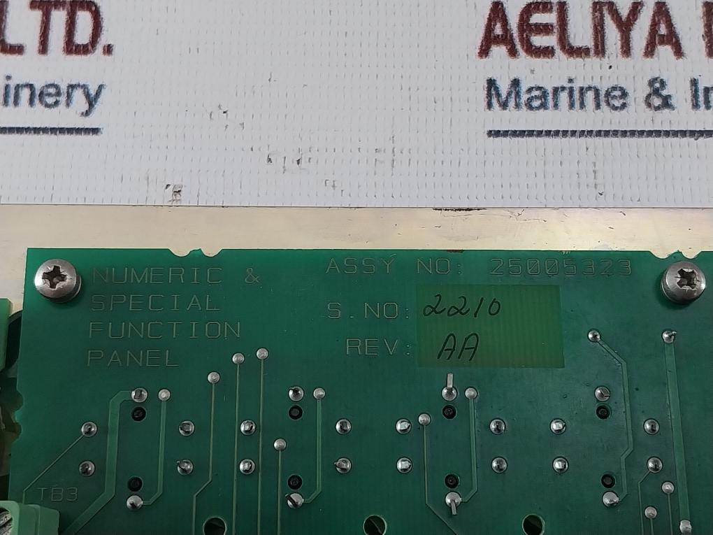 Simrad Norge 25005323 Numeric & Special Function Panel P200-8F20V00-x