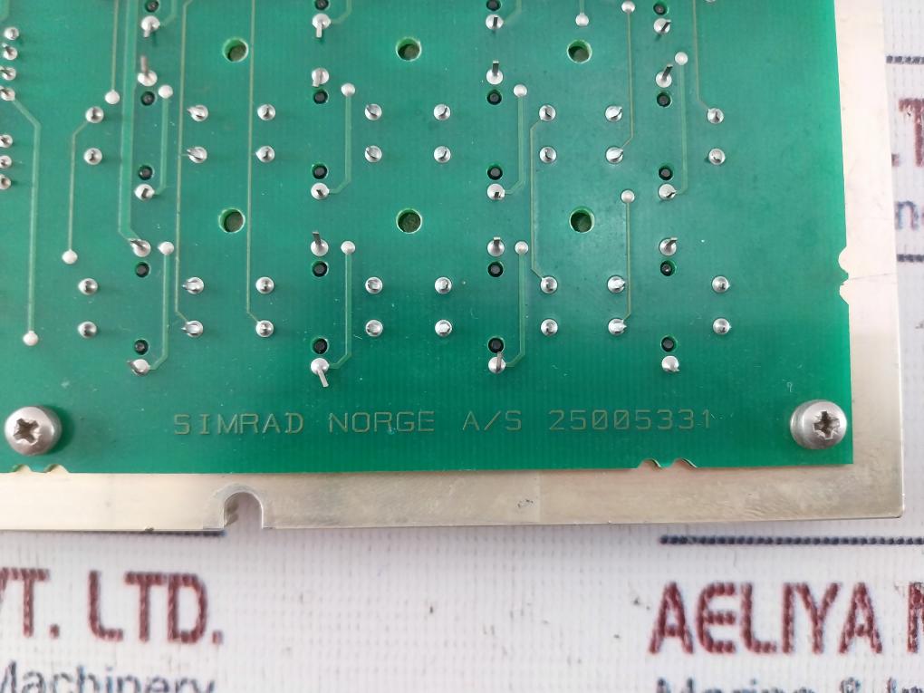 Simrad Norge 25005323 Numeric & Special Function Panel P200-8F20V00-x