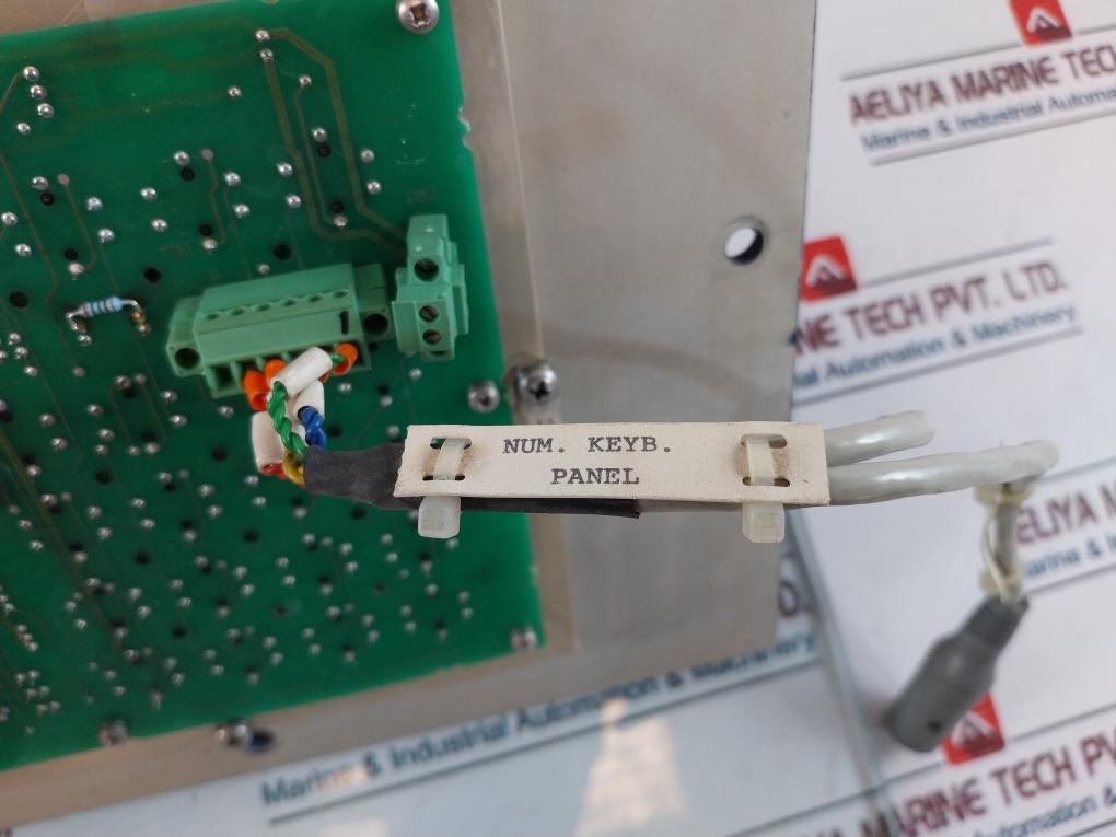 Simrad Norge 25005331/ 25005323 Trackball Numeric & Special Function Panel