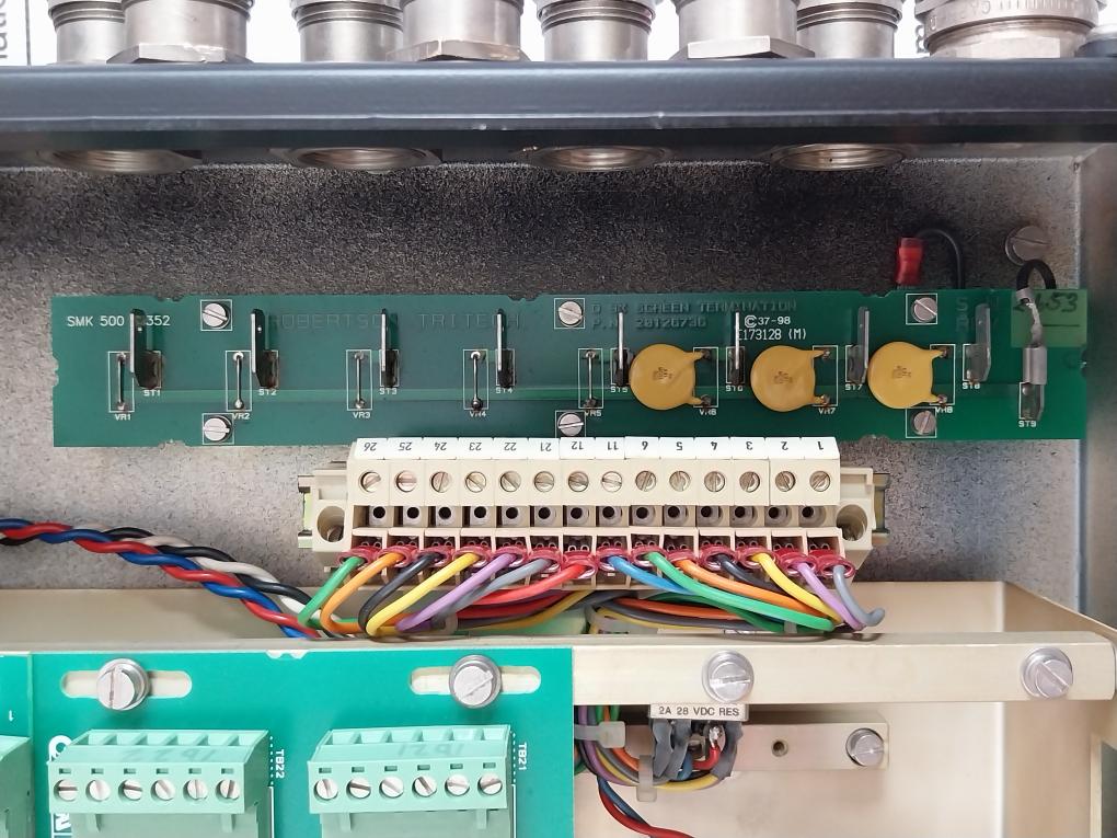 Simrad Robertson 20126009, 20126678 Distribution Unit D93