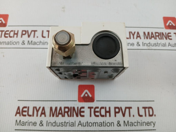 Single Function Pressure Control 50Ma Saginomiya Sys-c106X24A