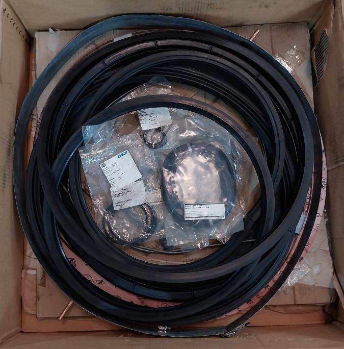 Skf 111881 O-ring Set 114238, 1126871, 390.00 X 10.00 70 Nbr, 48X3