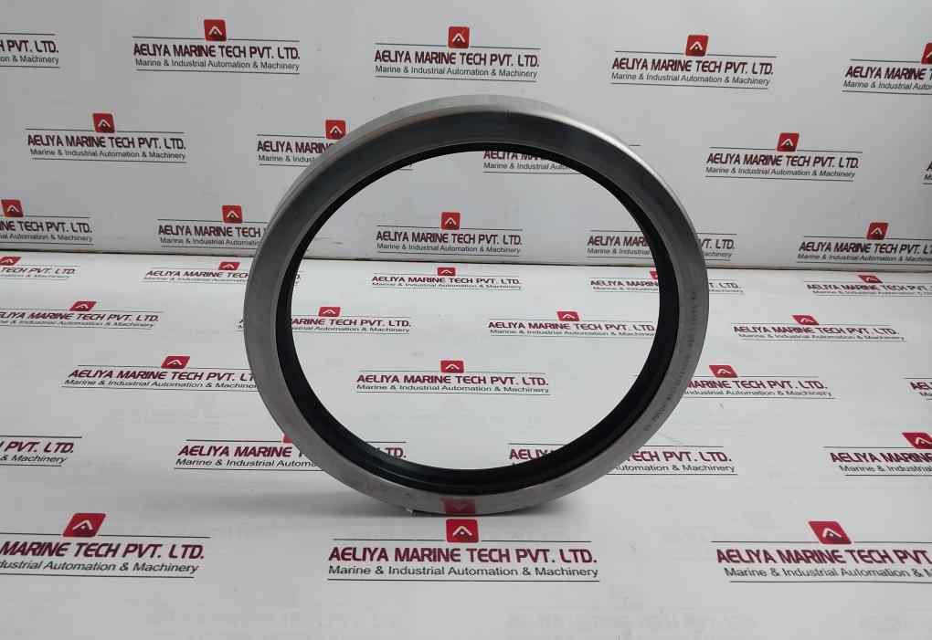 Skf 593667 Double Lip Oil Seal