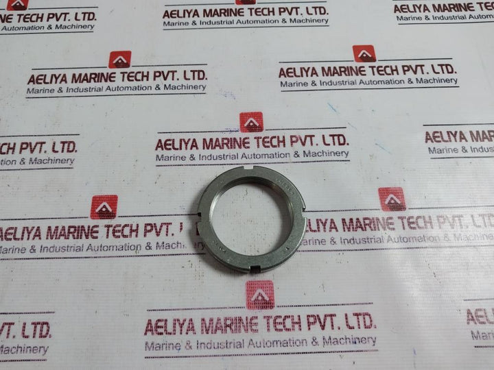 Skf Km12 581.31.00.008 Nut & Washer Skf Set