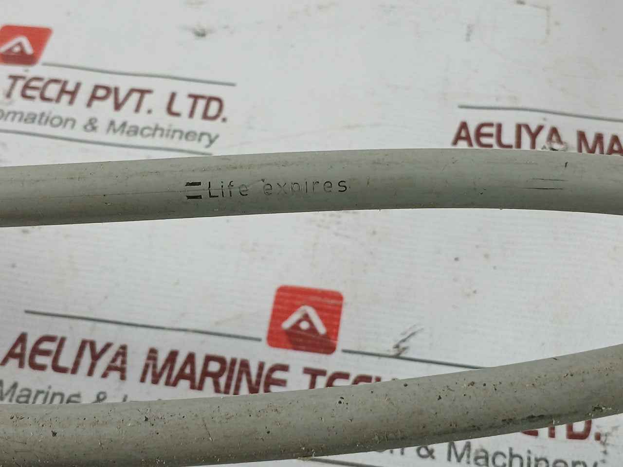 Skf Tmjl 50 Hydraulic Pump With Wika Gauge 50Mpa 7250 Psi Set