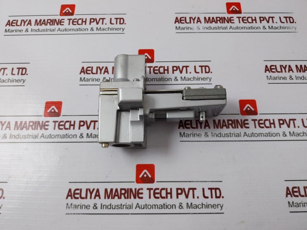 Smc 21050-11 Pilot Valve Assy