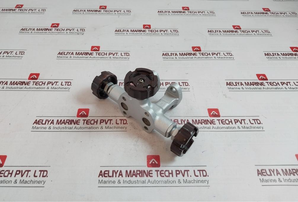 Smc 3-way Manifold Valve For Dp Transmitter B Sf Cc3