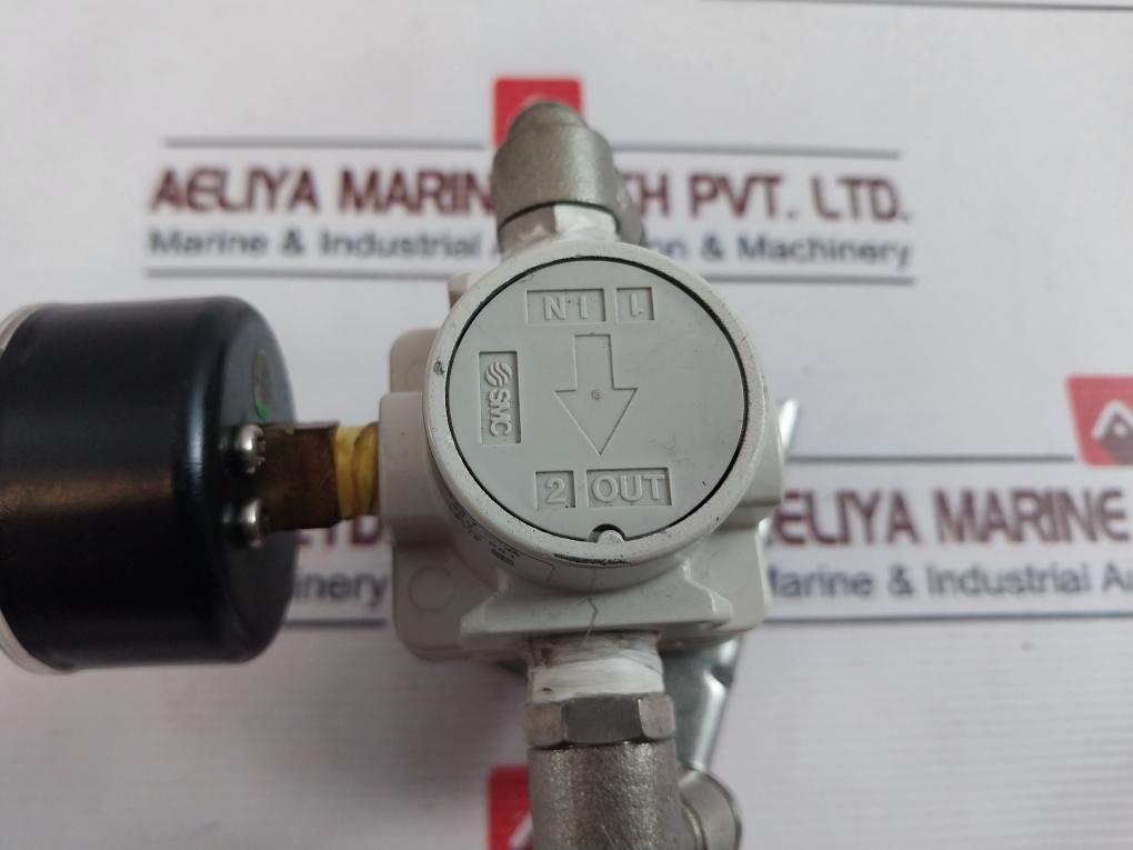 Smc Ar20-02Bg1-a Pressure Regulator With Gauge 1.0 Mpa