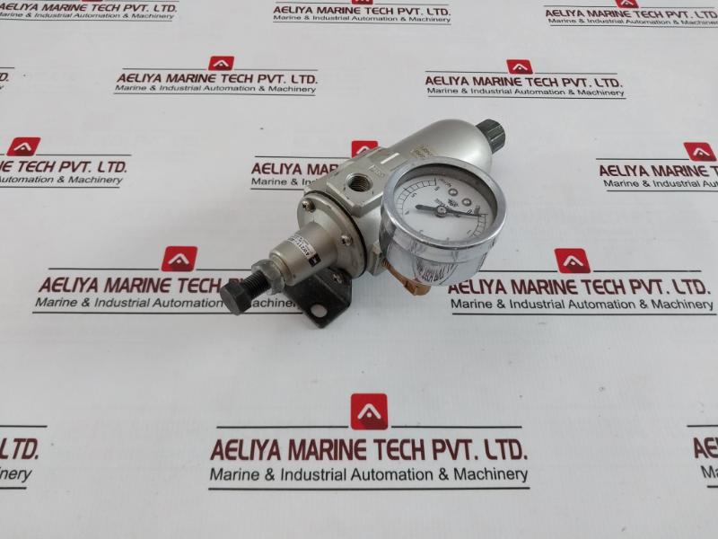 Smc Aw211-02B-2 Filter Regulator 0.05-0.83Mpa 0 To 6 Kgf/Cm2 145Psi 60C