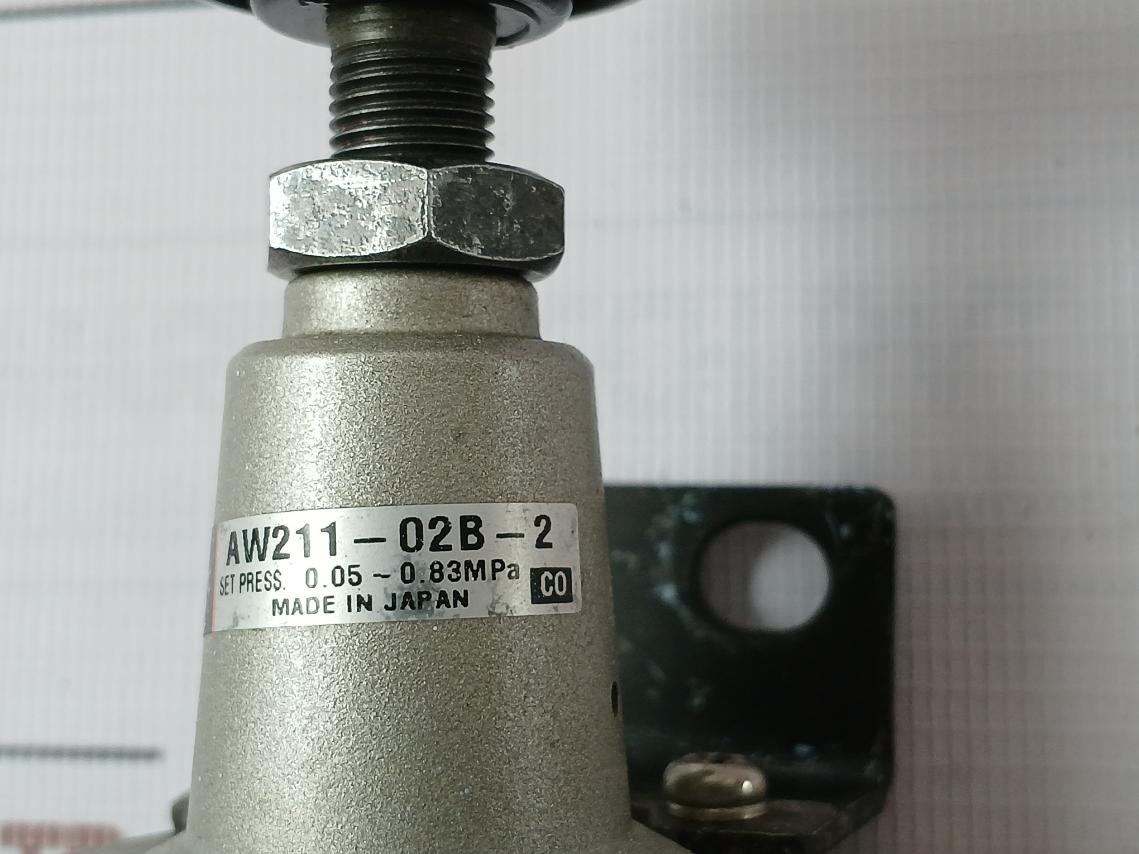 Smc Aw211-02B-2 Filter Regulator 0 To 2 Kgf/Cm2, 0.05-0.83Mpa, 1Mpa 0-30 Psi